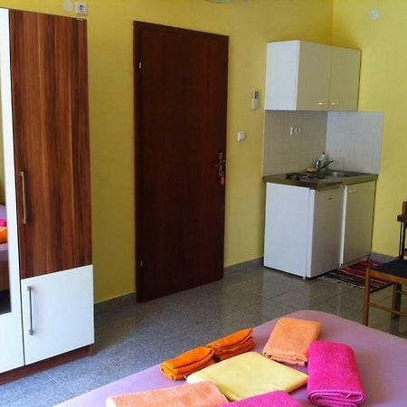 Triglav Studio Apartments 2 Пунат Екстериор снимка